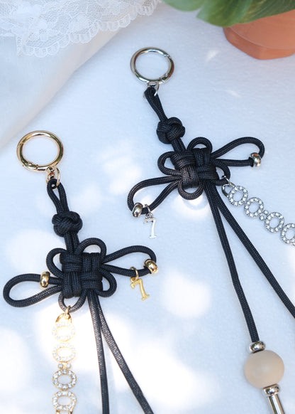 Zero O'clock Lucky Knot Keyring | 00:00 Lucky Knot